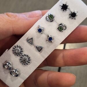 💙6 Pairs Hypoallergenic Silver Toned Gemstone Stud Earrings!